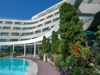 Jeravi Hotel 