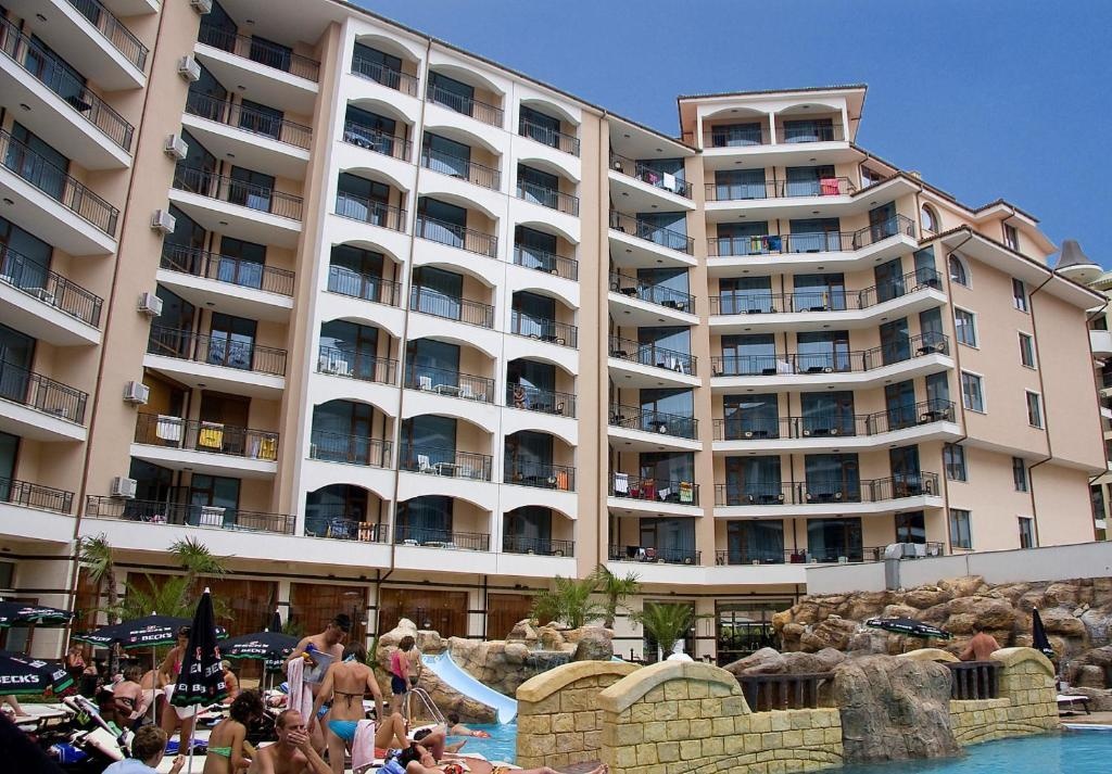 Apartments in Karolina Complex 