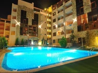 Emerald Apartment 