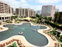 Royal Beach Millennium Apartments 
