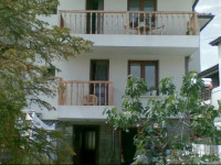 Farlalievi Guest House