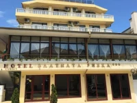 Golden Fish Family Hotel 