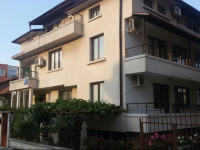 Keni Guest House