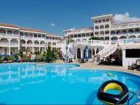 Hotelcomplex Lazur 