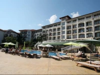 Apartment Arendoo in Triumph Complex 