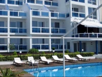 GT Sky Holiday Apartments 