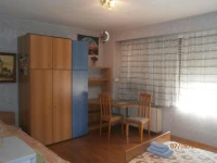 Maystorov Guest House 2*