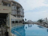 Royal Bay Apartment 