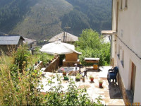 Kristal Guest House