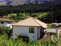 Guest House Rossy 