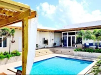 Essence Beach House 