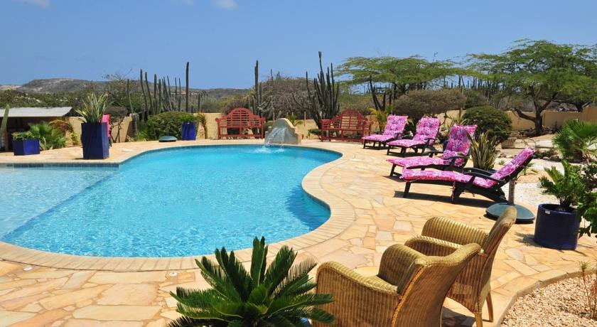 Paradise Villas &amp; Apartments