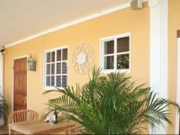Brisas Studio Apartments 