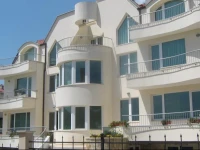 Guest House Roni 