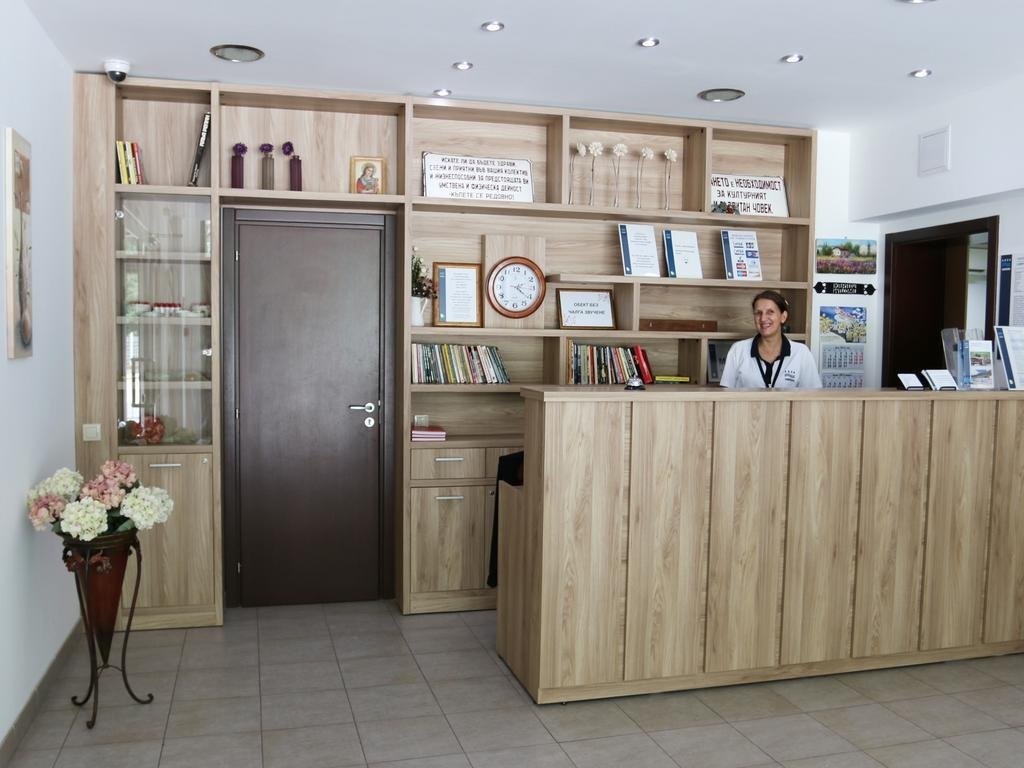 Aqua Varvara Hotel 