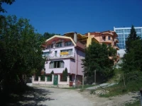 Villa Mari Guest Rooms 