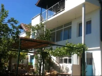 Bambook Bamboo Guest House 
