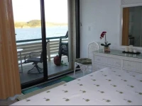 1446 Watergate 