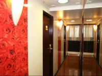 Dragon Hotel 