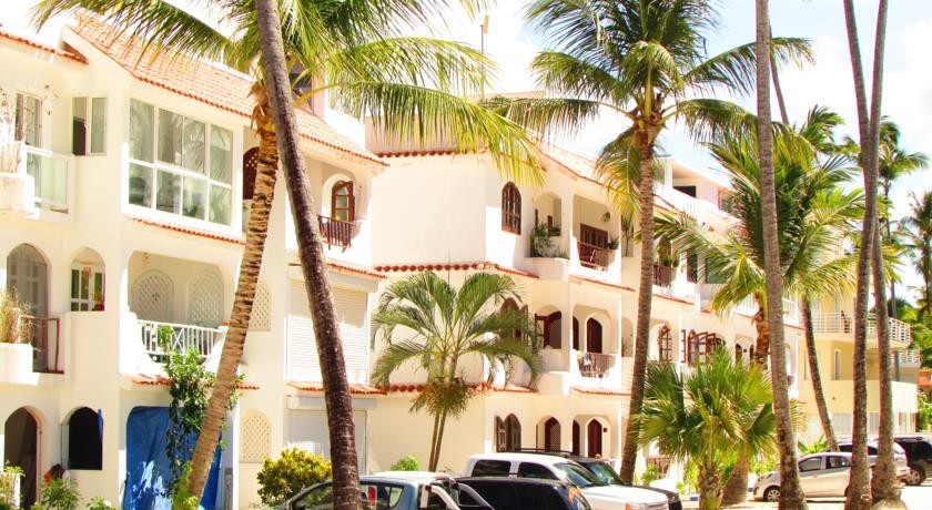 Los Corales Beach Apartments 4*