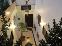 Al Ballouti Hotel Suites 