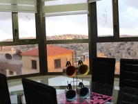 Old View Furnished Apartment 