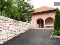 Apartments Han 3*