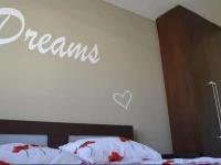 Apartment Dreamland 