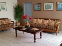 Borinquen Beach Inn 