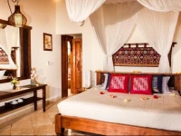 Blue Moon Villas Resort 
