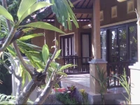 Bali Relaxs Homestay and Cafe 