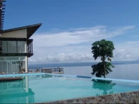 Tiara Bunga Hotel & Villa 