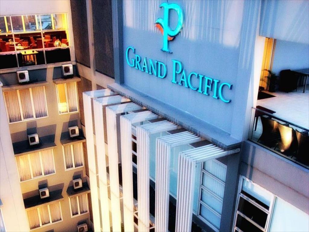 Grand Pacific Hotel 
