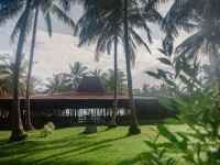 Sumatra Surf Resort 