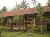 Rumah Catra 