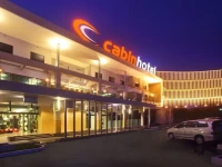 Cabin Hotel 