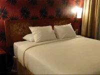 Takes Hotel 
