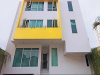 ehouzz Jakarta 