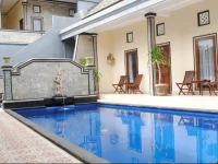De Tapa Homestay 