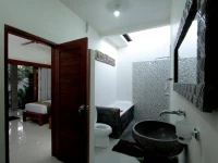 Maha Residence Guest House 