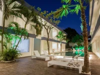Coast Boutique Apartments 