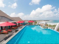 Kutabex Beachfront Hotel 