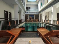 RaBaSTa Mahayana Kuta Hotel 