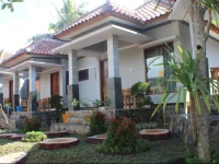 Tri Putri Homestay 