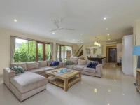 Villa Tepi Sungai 