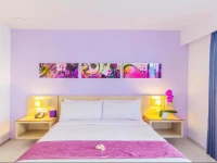 Berry Hotel 