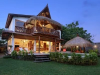 Breezy Point Villas 