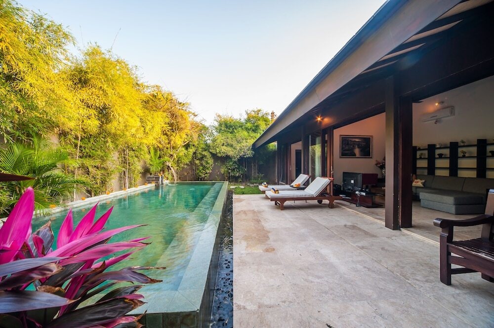 Tirta Villa 