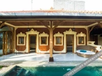 Liko Ledo House 
