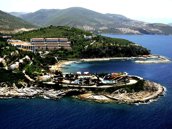 Pine Bay Holiday Resort 5*